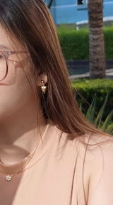 L. review photo
