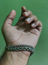 Mukund review photo