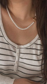 Adella review photo