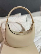Giovanna T. review photo