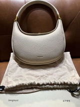 Silvia C. review photo
