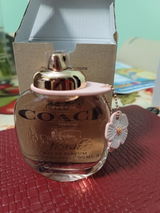 Claudia review photo