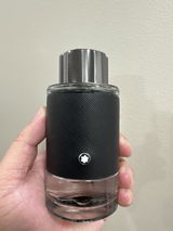 Mark review photo