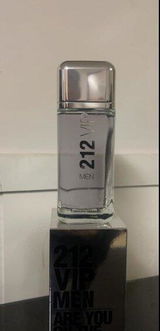 Raluca review photo