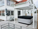 Beryl Malmborg review photo