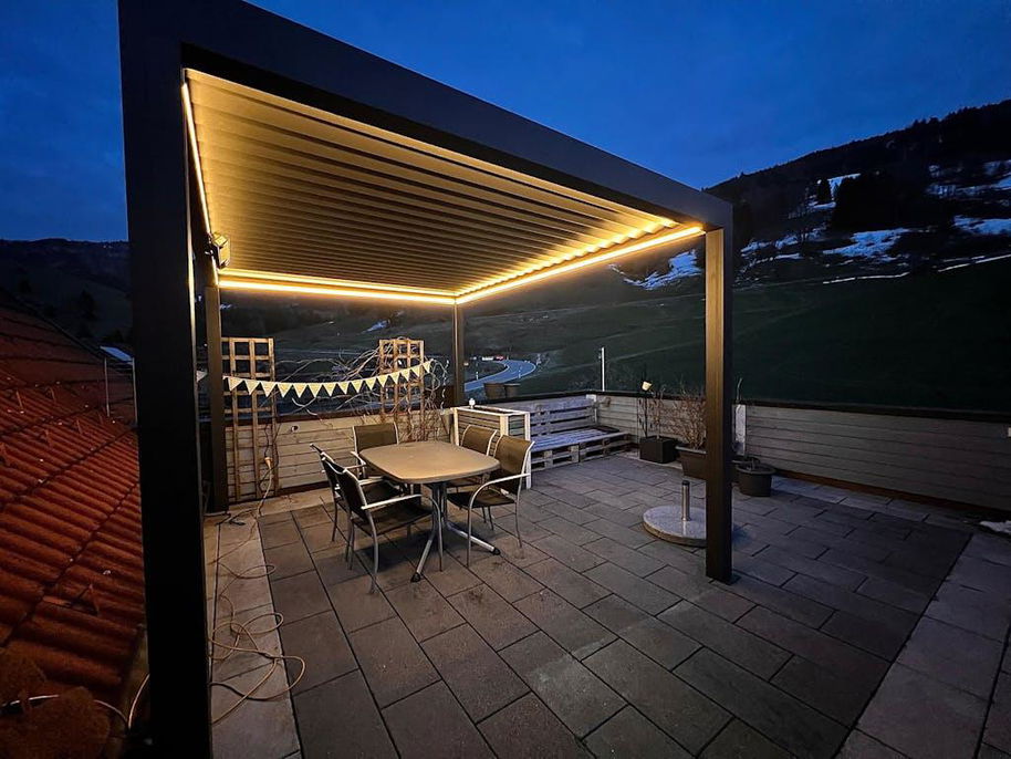 Motorized Pergola Kit with 360° LED Lighting | Sundream S3 | PERGOLUX