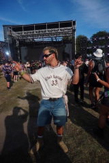 Milton review photo
