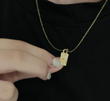 Khánh Vy review photo