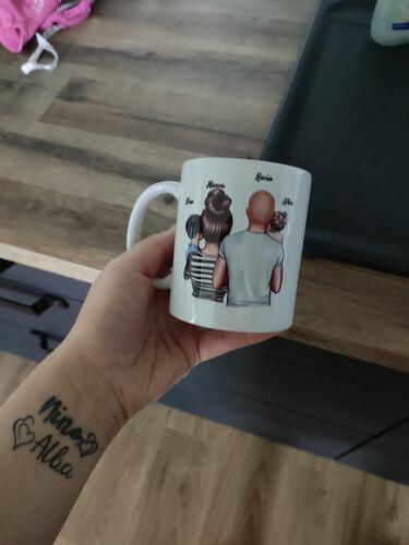 Happy family - personalized mug (1-4 children)