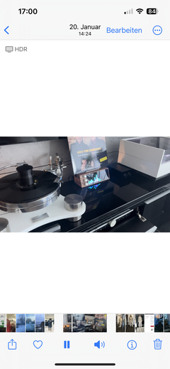 Customer photo of PETRU SYNC in Natural Walnut Wood / White-Silver, shared by Horst G.