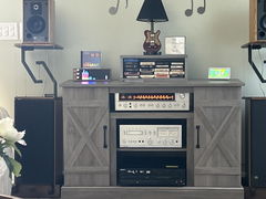 Customer photo 1 of 5 of PETRU SYNC in Natural Walnut Wood / Black-Silver, shared by John S.