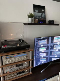 Customer photo of PETRU SYNC in Natural Walnut Wood / Black-Silver, shared by Sascha B.
