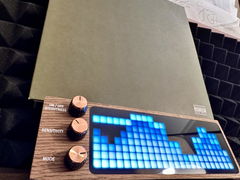 Customer photo 3 of 4 of PETRU SYNC in Natural Walnut Wood / Black-Rose Gold, shared by Hector M.L.