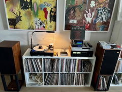 Customer photo of PETRU SYNC in Natural Walnut Wood / Black-Silver, shared by matthew k.