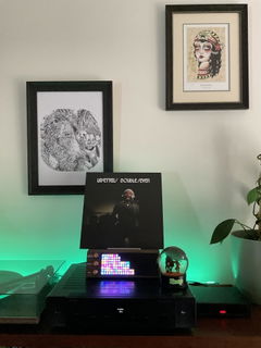 Customer photo of PETRU SYNC in Natural Walnut Wood / Black-Rose Gold, shared by Stue