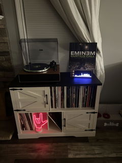 Customer photo of PETRU SYNC in Natural Walnut Wood / White-Gold, shared by Kayla