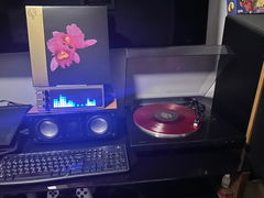 Customer photo of PETRU SYNC in Natural Walnut Wood / All-Black, shared by Gordon T.