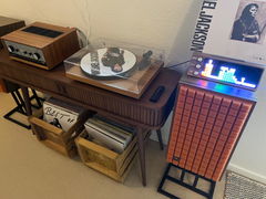 Customer photo of PETRU SYNC in Natural Walnut Wood / Black-Silver, shared by Thomas N.