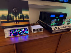 Customer photo 1 of 2 of PETRU SYNC in White Wood / White-Silver, shared by Vorpie