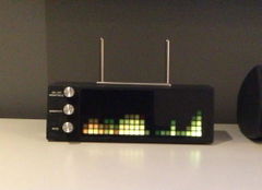 Customer photo of PETRU SYNC in Black Wood / Black-Silver, shared by De M.G.
