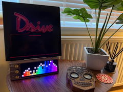 Customer photo of PETRU SYNC in Natural Walnut Wood / Black-Gold, shared by AJAY;)