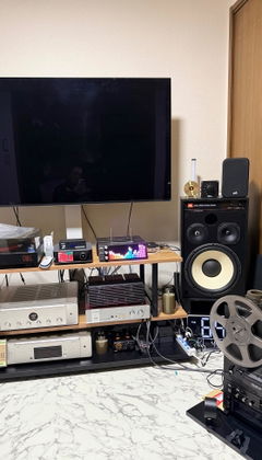 Customer photo of PETRU SYNC in Black Wood / Black-Silver, shared by SHIGERU T.