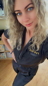 Emma Dyos review photo