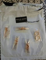 S.J. review photo