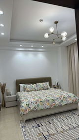 Erna K review photo