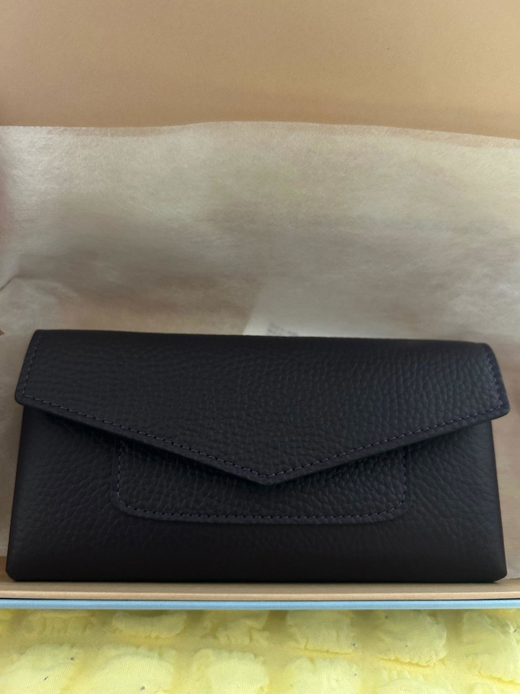 【受注生産】小さなレザーフラップ長財布《ヌーヴェル》／レザン（紫）