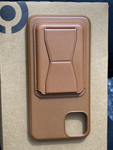 S.J. review photo