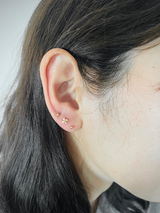 R. review photo