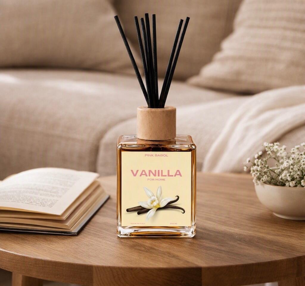 Pink Vanilla For Home Profumo per Ambienti con bastoncini - Vaniglia, Miele, Caramello, Muschio Bianco