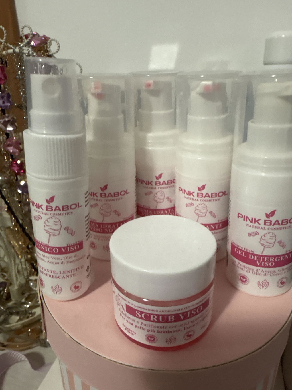KIT Mini Size/Travel Size Skincare - Crema viso giorno, Crema viso notte, Tonico viso, Scrub viso, Gel Detergente Viso, Struccante Viso