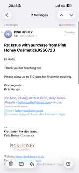 Holly Rozelle review photo