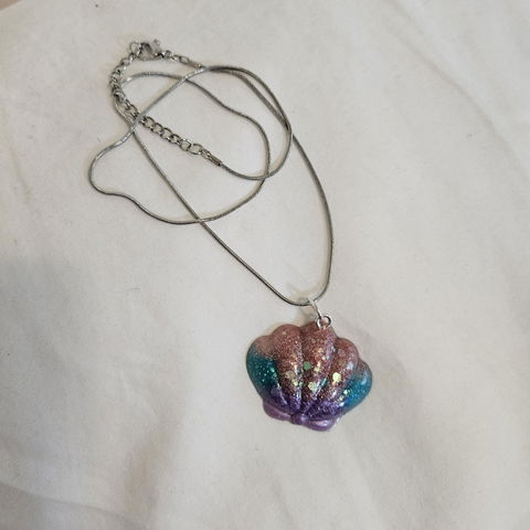 Seashell Mermaid Resin Necklace in Pastel Colors