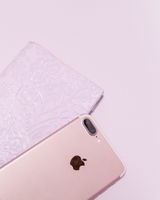 aki review photo