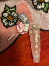 Anahi review photo