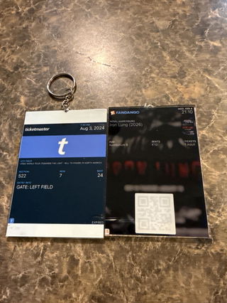 Photo from Etsy customer's review of Custom Photo Keychain 3.5 Inch | Double-Sided Acrylic Memory Keeper