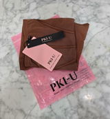 A.V.v. review photo