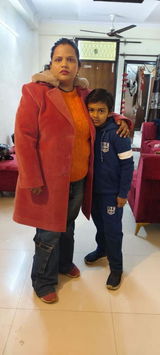 Shivani Kaushik review photo
