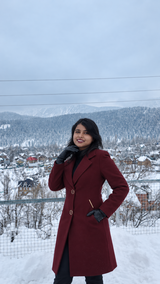 shreya malhotra review photo
