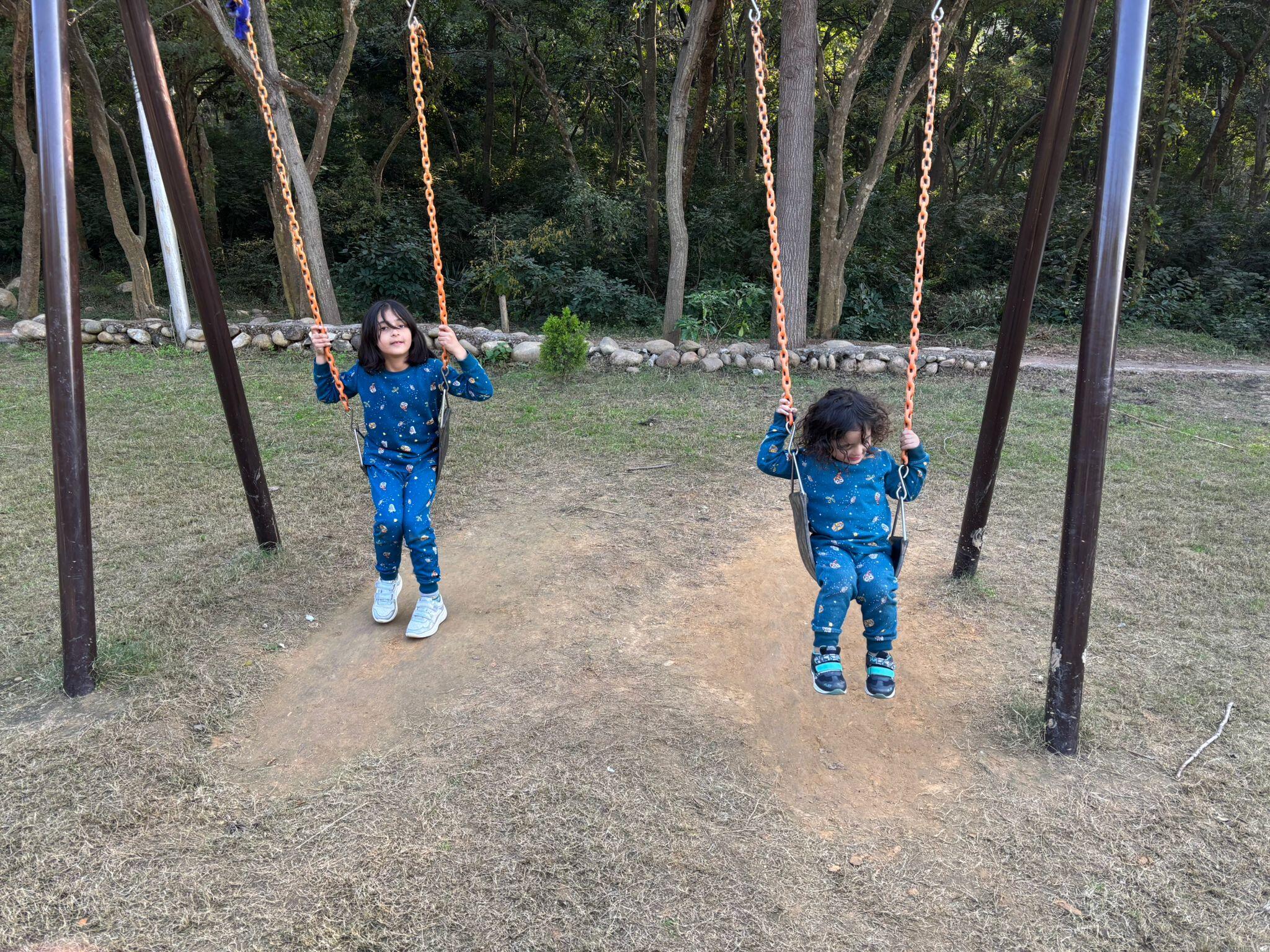 Romika Sharma review photo