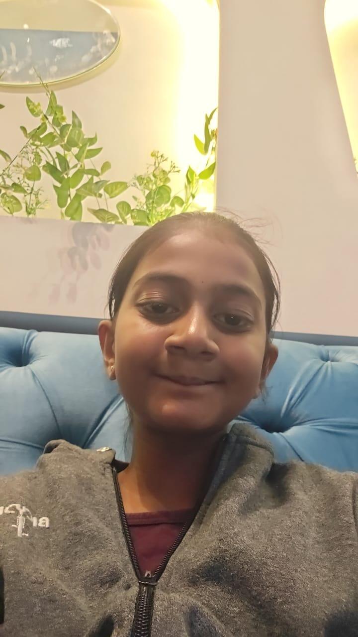 Priya Sonawane review photo