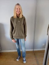 Anne Adamson review photo