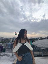 Lavishqa Narang review photo
