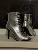 Mirella F. review photo