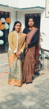 Smita Tripathi review photo