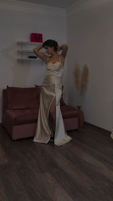 Ellisia Dobson review photo
