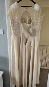 Analilia Venegas review photo